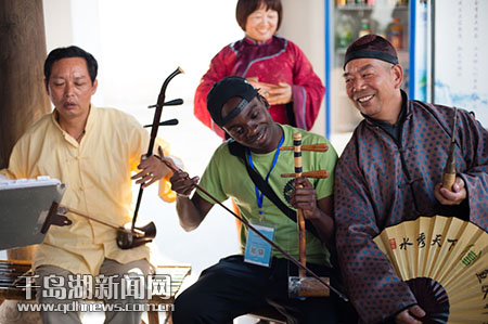 洋人体验新玩法 跨国CP游千岛湖活动成功举