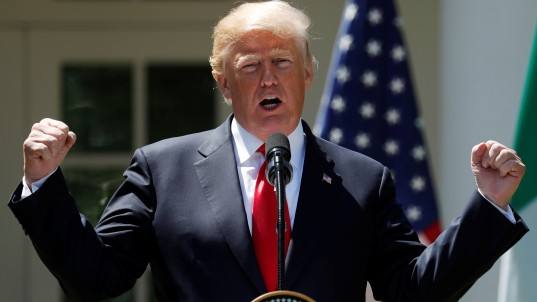 特朗普对加拿大墨西哥和欧盟加征钢铝关税 或