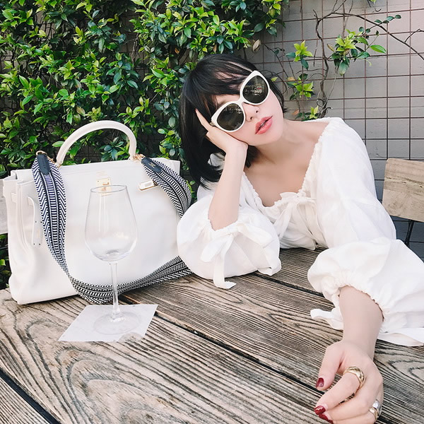 五月墨镜戴得好，街头回头率不断！