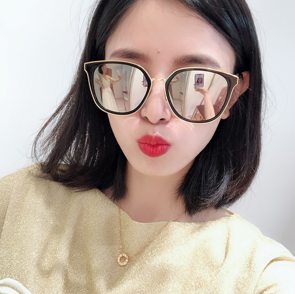 五月墨镜戴得好，街头回头率不断！