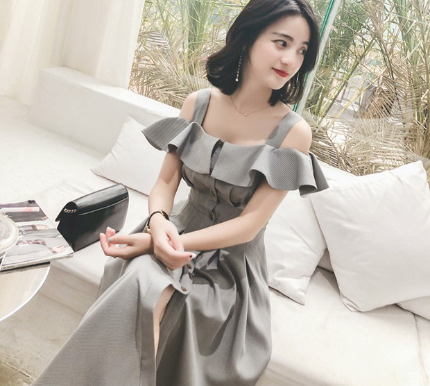 温柔美好连衣裙，轻松唤醒活力少女感