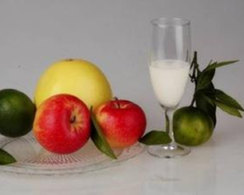 苹果加牛奶的功效与作用 9e49b37f-019f-47ba-a49e-8674f15510aa.jpg