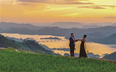 梯田夕阳 美景如画