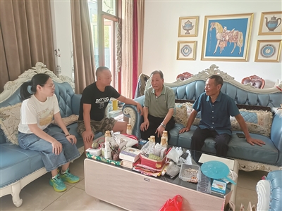 “感谢党组织给我‘家’的温暖！”