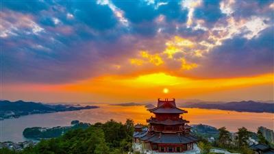 登阁 望千岛秋意