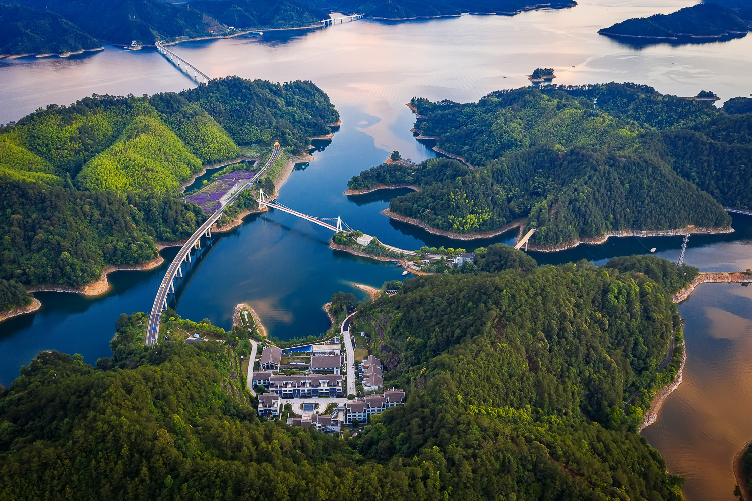 排岭半岛区块